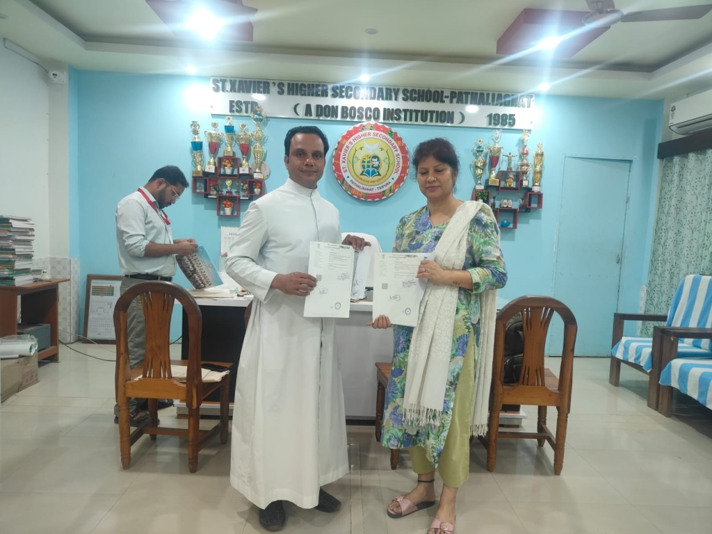 AGREEMENT SIGNED TO SET UP  COMPOSITE LAB IN THE SCHOOL 