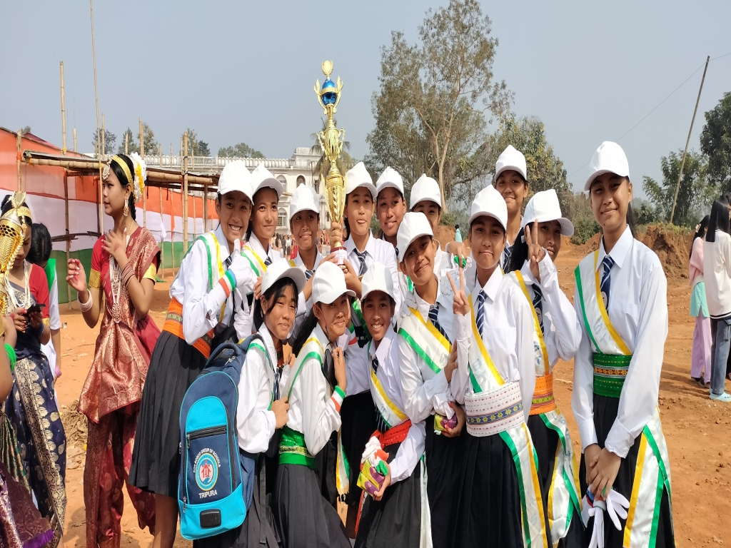 FIRST PRIZE- MARCHPAST
