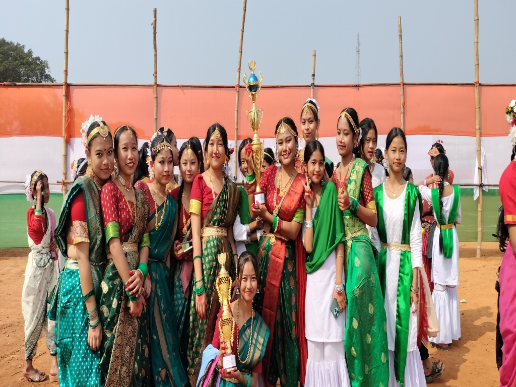 FIRST PRIZE - DANCE